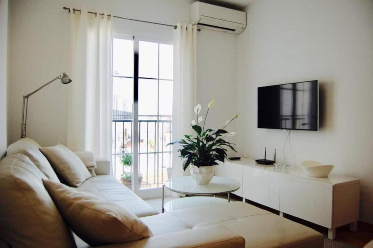 Fantastic 1 Bedroom Apartment In The Centre Of Nerja Exterior photo